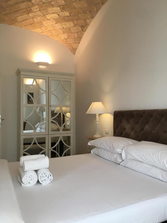 La Finestra Sul Colosseo B&B 1 Róma Kültér fotó